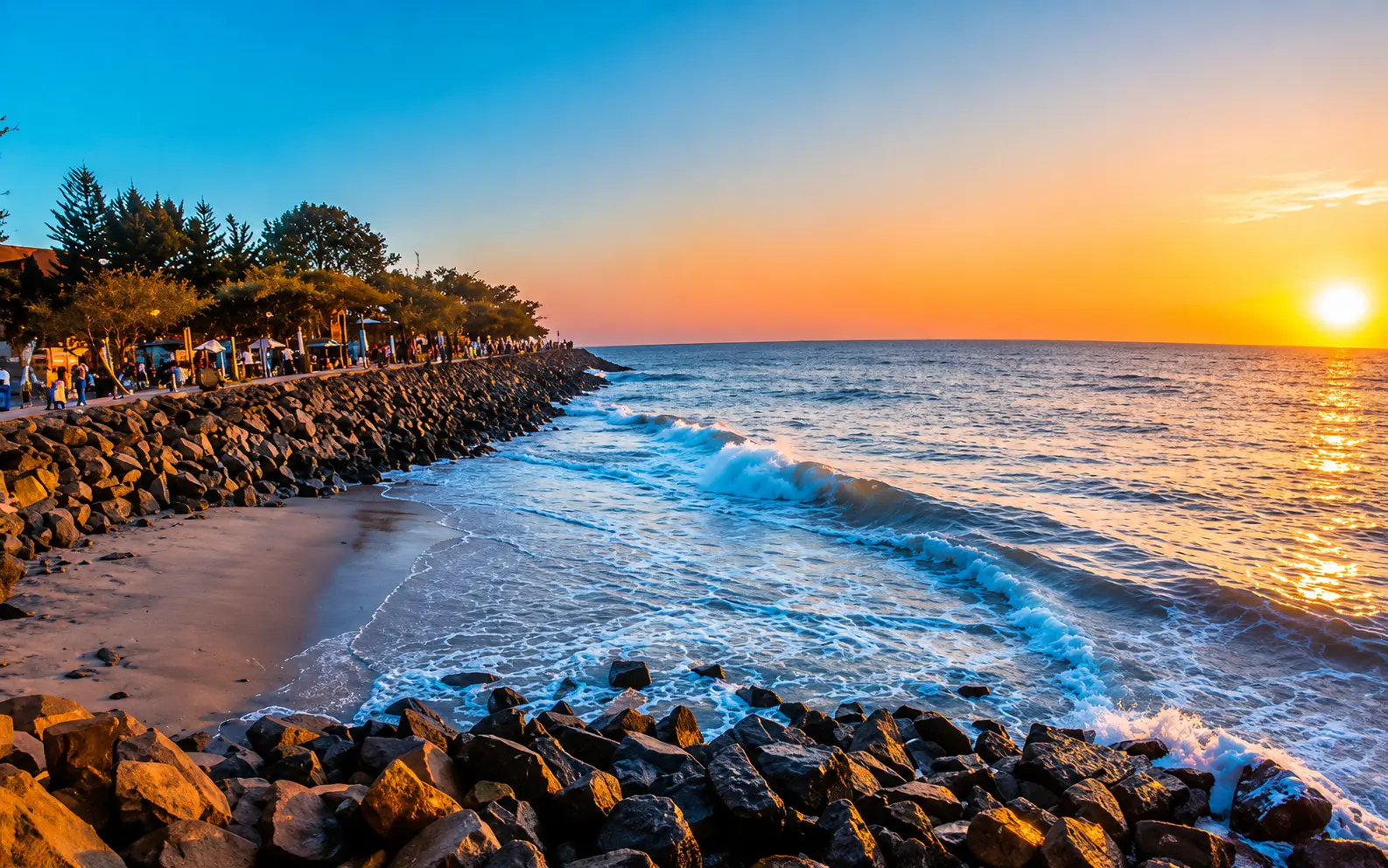 Puthenthodu Beach